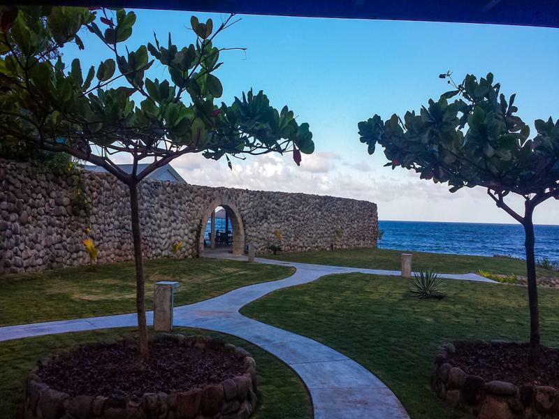 Pagua Bay House - Oceanfront Cabana'S Marigot Buitenkant foto